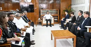 প্রধানমন্ত্রীর সঙ্গে জাপান সরকারের উচ্চপর্যায়ের প্রতিনিধিদলের সাক্ষাৎ